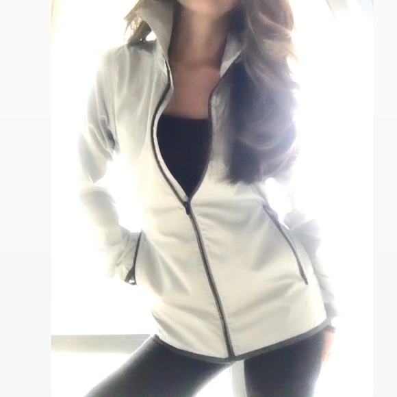 *SOLD*Nike 2 in 1 Long/Sleeveless Windbreaker/Vest - Picture 9 of 16